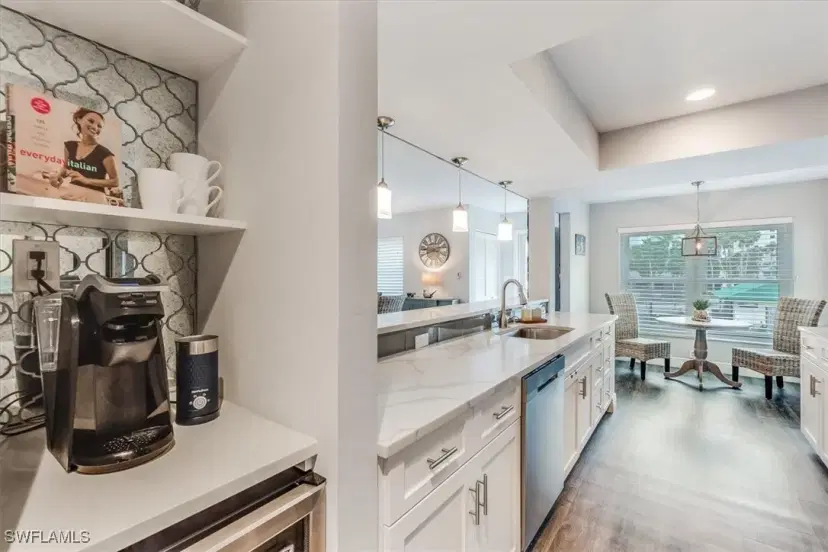 Picture of 527 Club Side Dr 2-527, Naples FL 34110