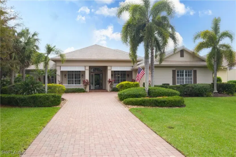 Picture of 3680 River Point Dr, Fort Myers FL 33905