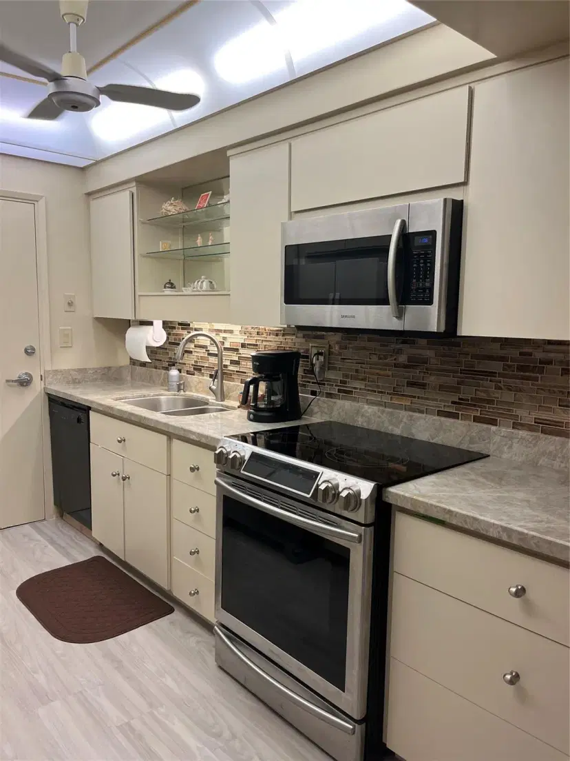 Picture of 3300 NE 36Th St 1519, Fort Lauderdale FL 33308