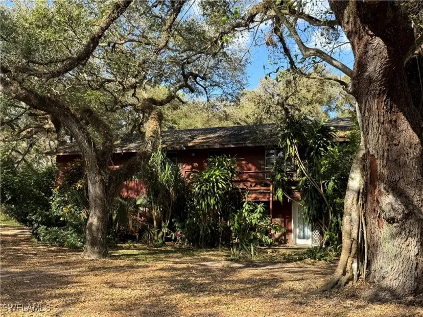 Picture of 23141 N River Rd, Alva FL 33920