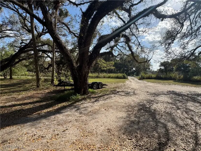 Picture of 23141 N River Rd, Alva FL 33920