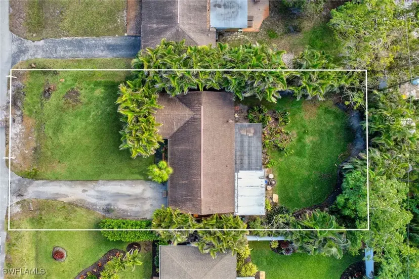Picture of 1246 Hilltop Dr, Naples FL 34103