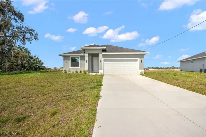 Picture of 7015 Jolly Cir, Labelle FL 33935