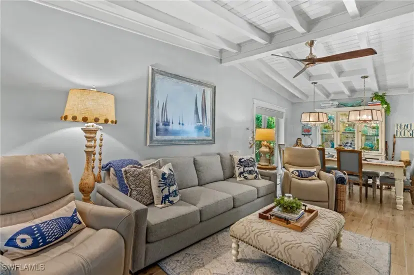 Picture of 840 Myrtle Ter, Naples FL 34103
