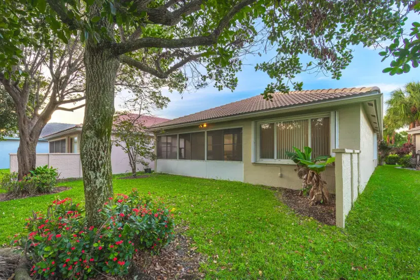 Picture of 9462 Sandpiper Lane, West Palm Beach FL 33411