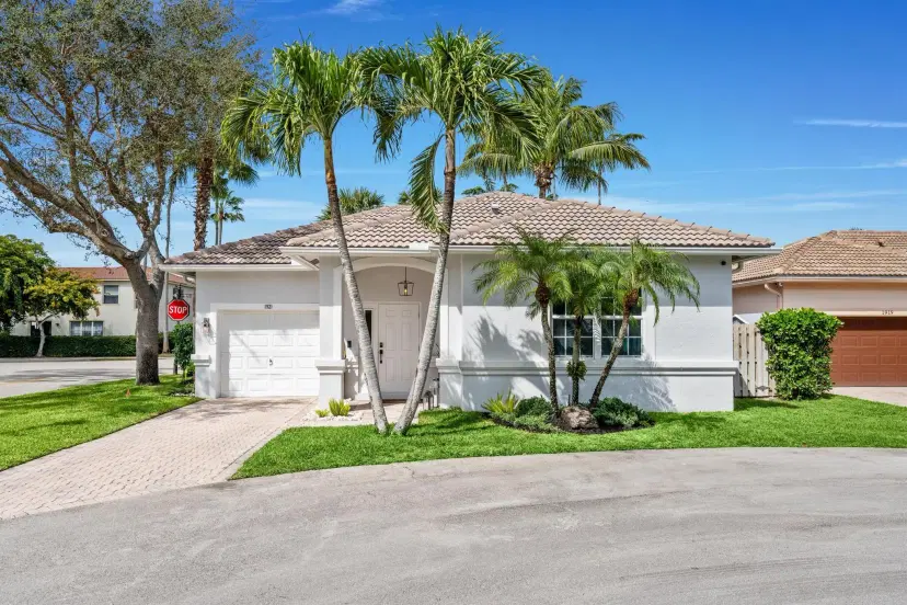Picture of 1921 Capeside Circle, Wellington FL 33414