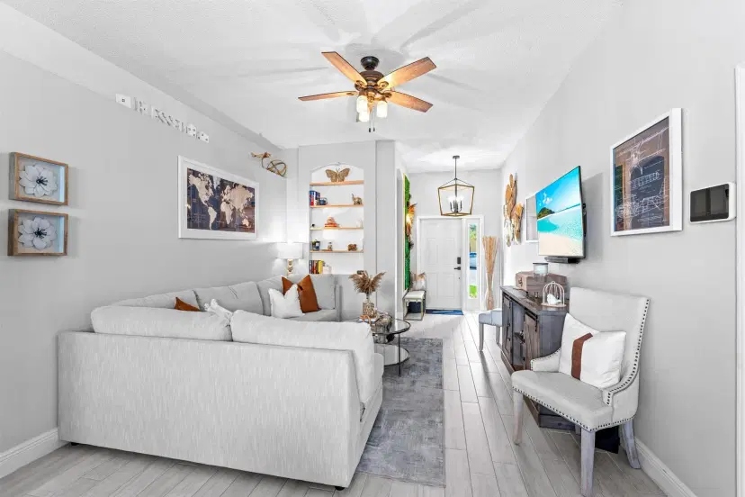 Picture of 1921 Capeside Circle, Wellington FL 33414