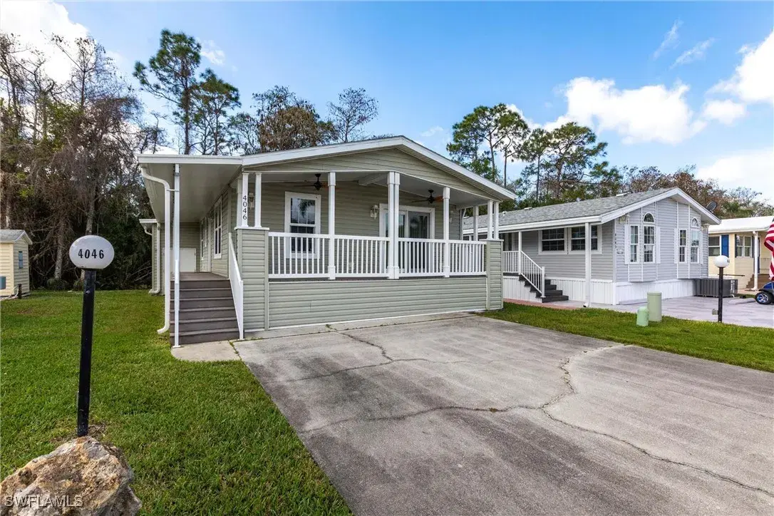Picture of 4046 Crystal Lake Dr, Naples, FL 34120
