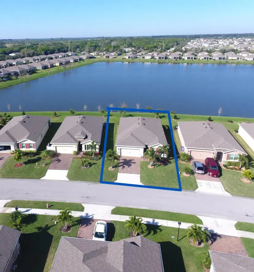 Picture of 2215 Hawk River Drive Sw, Vero Beach FL 32962
