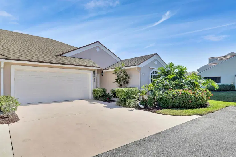 Picture of 131 N Lakeshore Drive, Hypoluxo FL 33462