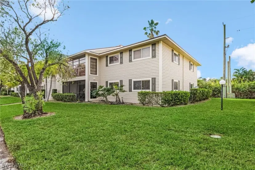 Picture of 8101 S Woods Cir 12, Fort Myers FL 33919