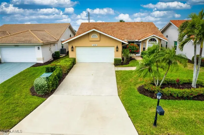 Picture of 16380 Kelly Woods Dr, Fort Myers FL 33908
