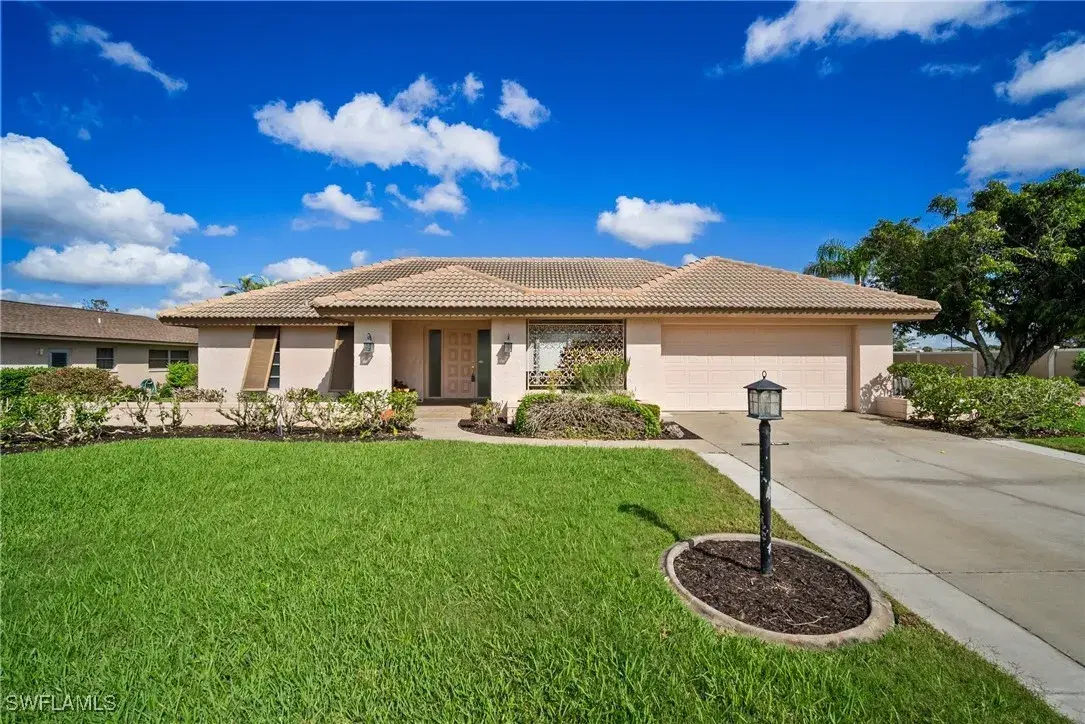 Picture of 1593 Tredegar Dr, Fort Myers, FL 33919