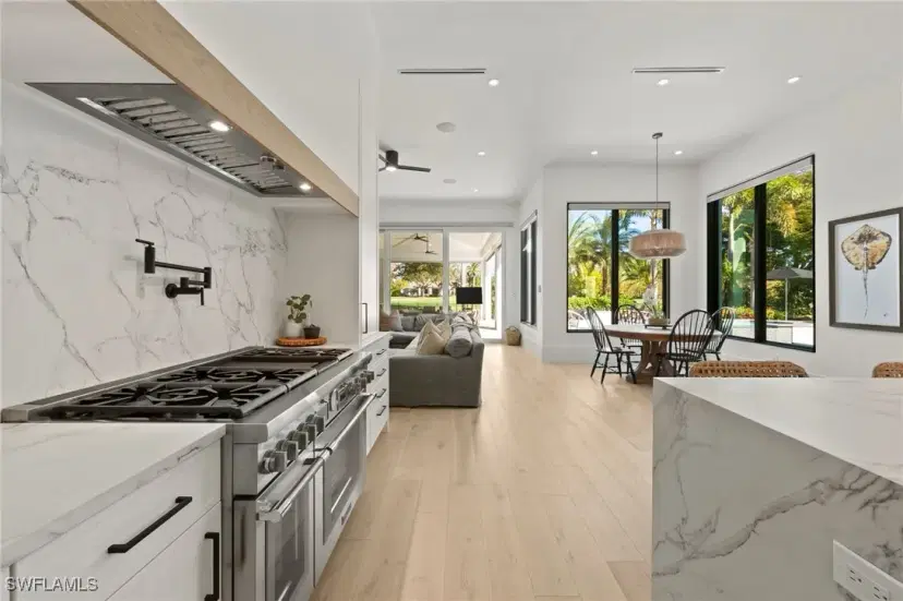Picture of 6441 Highcroft Dr, Naples FL 34119