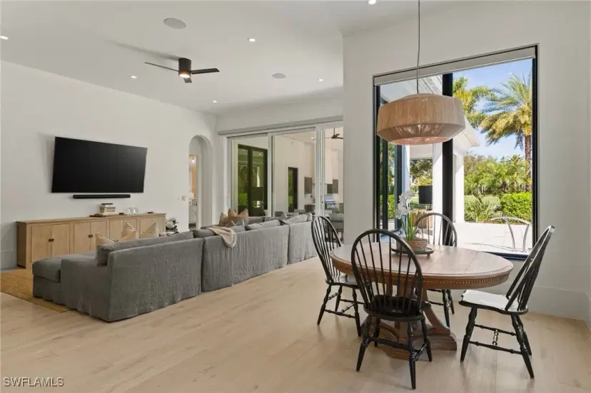 Picture of 6441 Highcroft Dr, Naples FL 34119