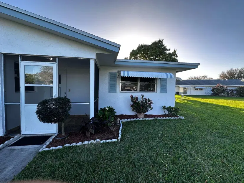 Picture of 1033 NW 87Th Ave B128, Plantation FL 33322