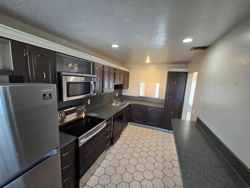Picture of 1033 NW 87Th Ave B128, Plantation FL 33322