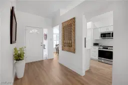 Picture of 16252 Kelly Woods Dr, Fort Myers, FL 33908