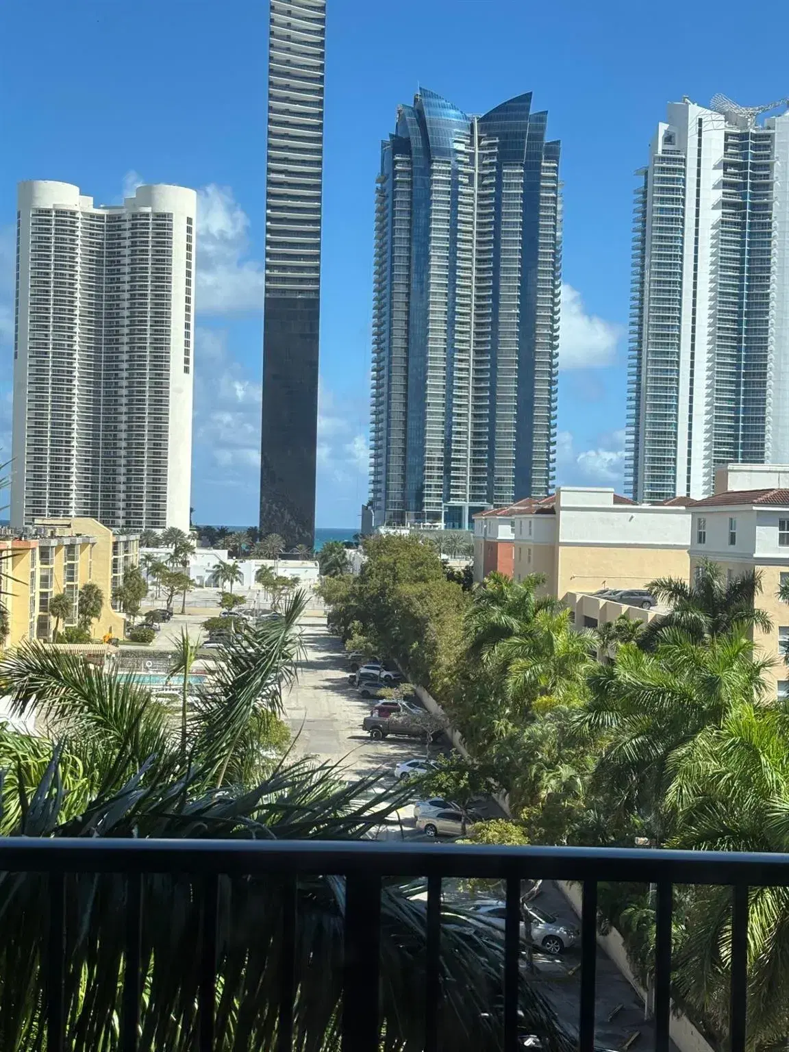 Picture of 17100 N Bay Rd 1617, Sunny Isles Beach, FL 33160