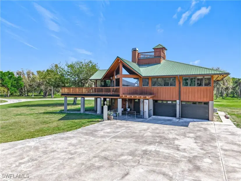 Picture of 7301 Hunters Point Rd, Immokalee FL 34142