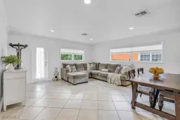 Picture of 826 109Th Ave N, Naples, FL 34108