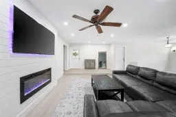Picture of 1579 NW 84Th Dr, Coral Springs, FL 33071