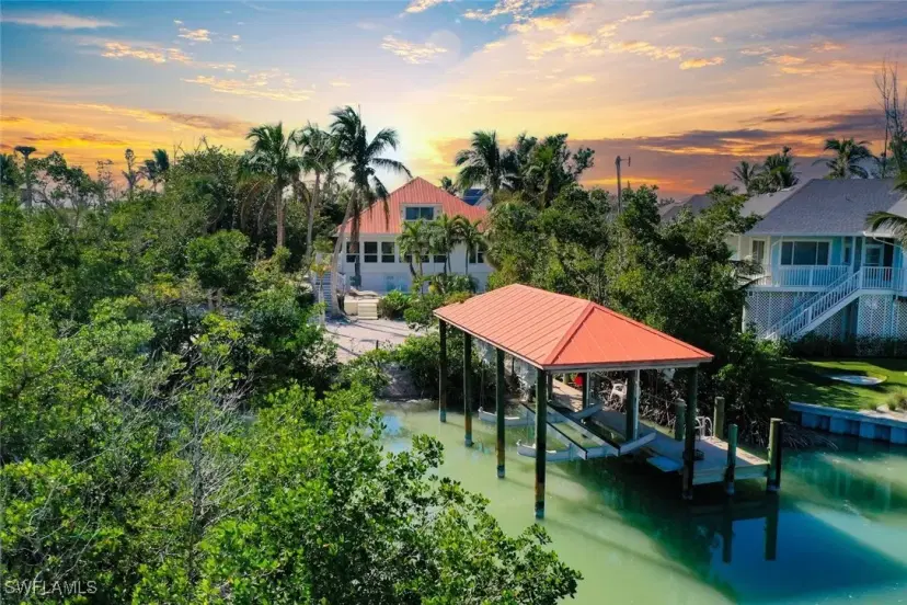 Picture of 16813 Captiva Dr, Captiva FL 33924