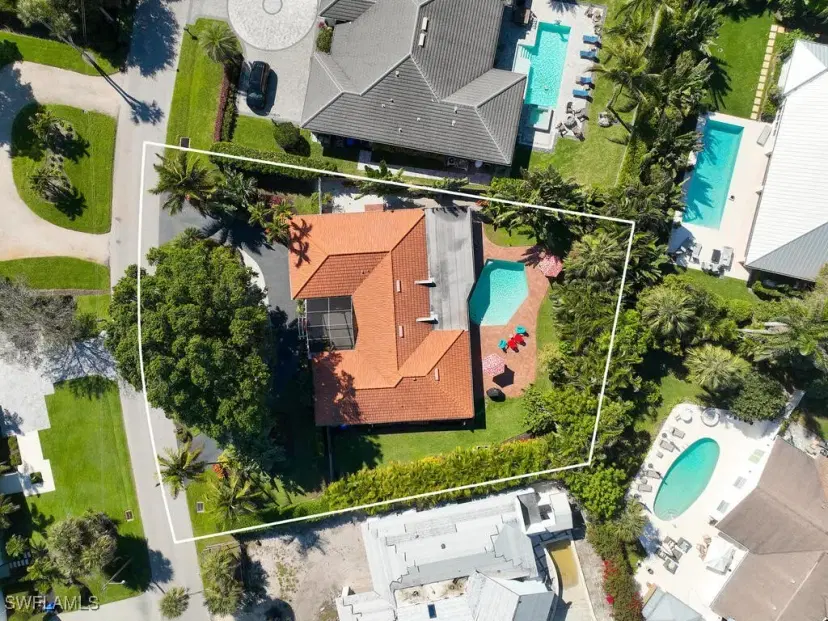 Picture of 1541 Mandarin Rd, Naples FL 34102