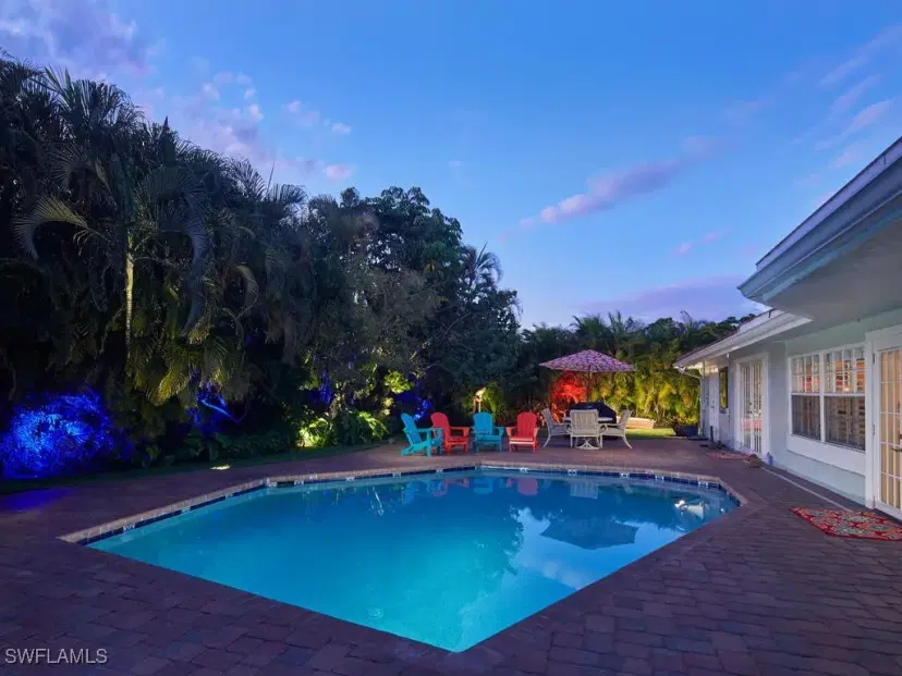 Picture of 1541 Mandarin Rd, Naples FL 34102