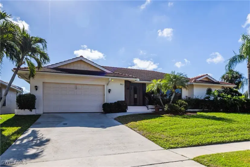 Picture of 911 Ivory Ct, Marco Island FL 34145
