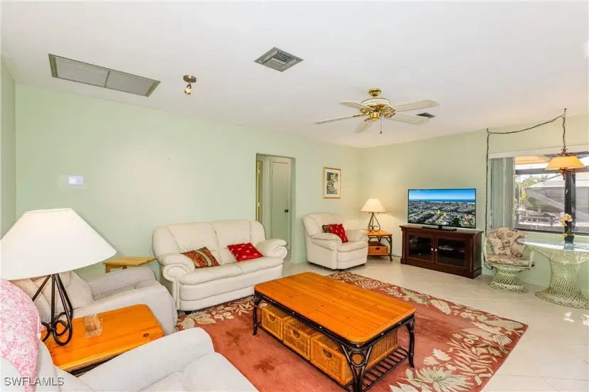 Picture of 911 Ivory Ct, Marco Island FL 34145