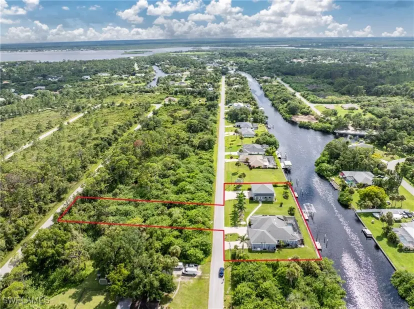 Picture of 1025 Cheshire St, Port Charlotte FL 33953