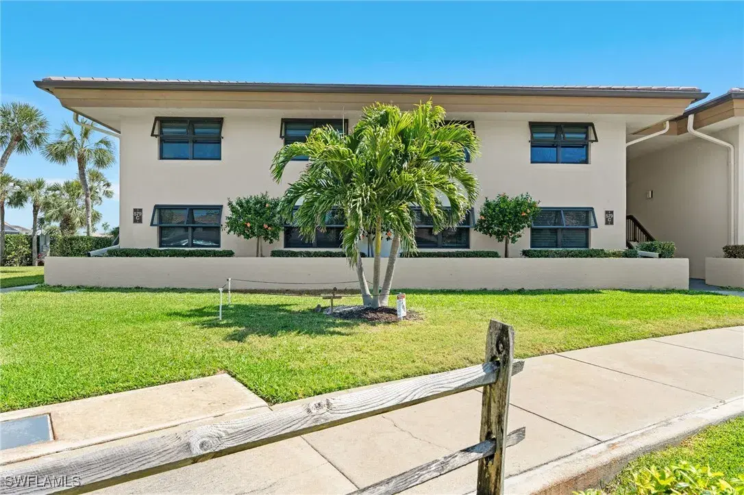 Picture of 579 Seaview Ct C2, Marco Island, FL 34145