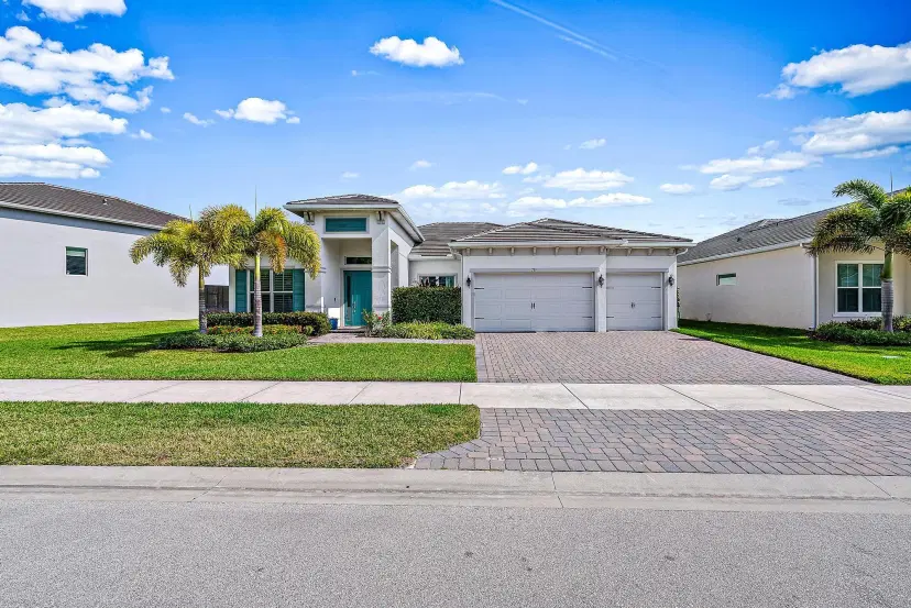 Picture of 735 SW Pennfield Terrace, Stuart FL 34997