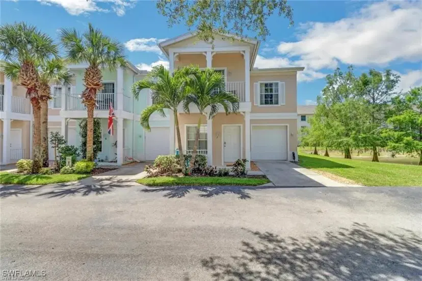 Picture of 3280 Lindsey Ln 7, Naples FL 34109