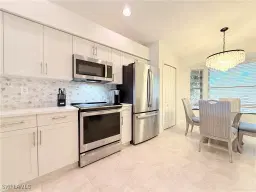 Picture of 8375 Heritage Links CT 1821, Naples, FL 34112