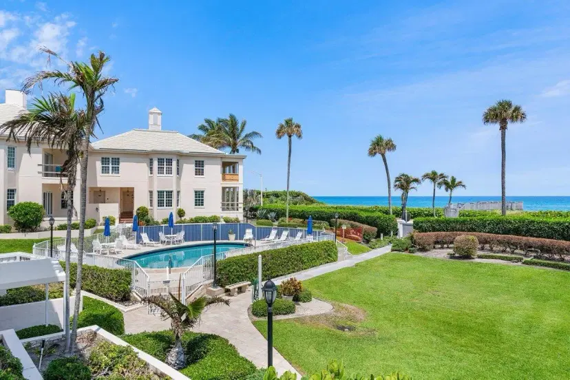 Picture of 5900 Old Ocean Boulevard B3, Ocean Ridge FL 33435