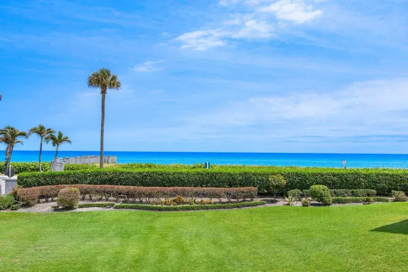 Picture of 5900 Old Ocean Boulevard B3, Ocean Ridge FL 33435