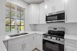 Picture of 975 Tortuga Ln 975, Riviera Beach, FL 33404