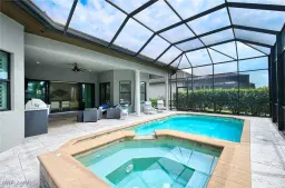 Picture of 7336 Lantana Cir, Naples, FL 34119