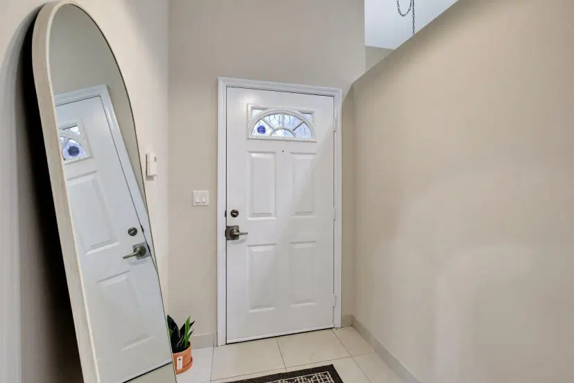 Picture of 9720 S Malvern Dr F, Tamarac FL 33321