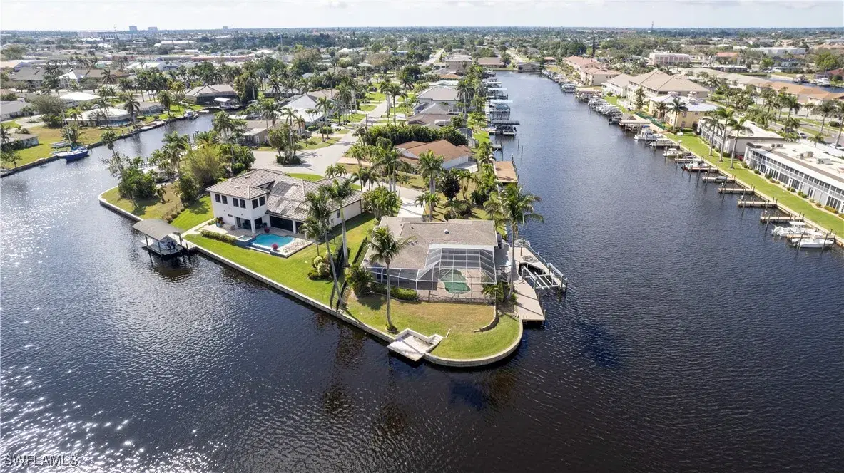 Picture of 1737 SE 43Rd St, Cape Coral, FL 33904