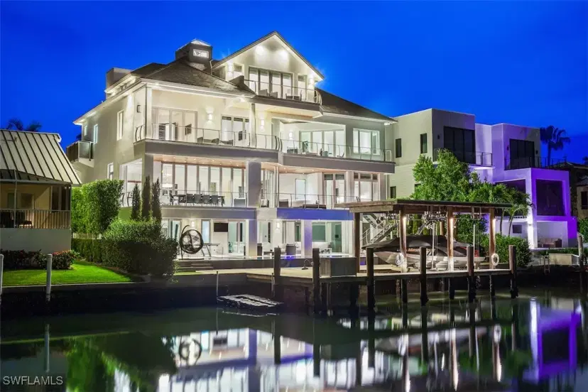 Picture of 260 Channel Dr, Naples FL 34108