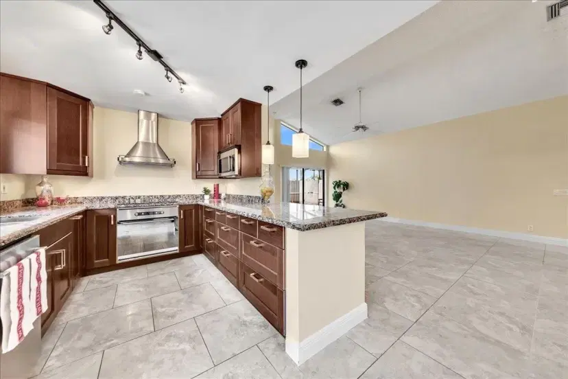 Picture of 1883 NW 93Rd Way, Plantation FL 33322