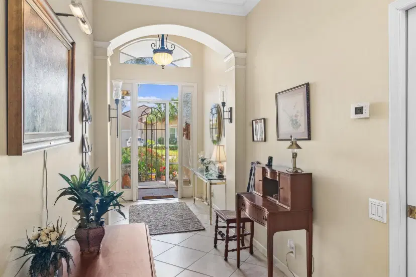 Picture of 406 NW Sunview Way, Port St Lucie FL 34986