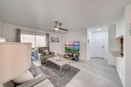 Picture of 927 Riverside Drive 313, Coral Springs, FL 33071