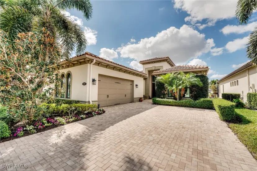 Picture of 9293 Woodhurst Dr, Naples FL 34120