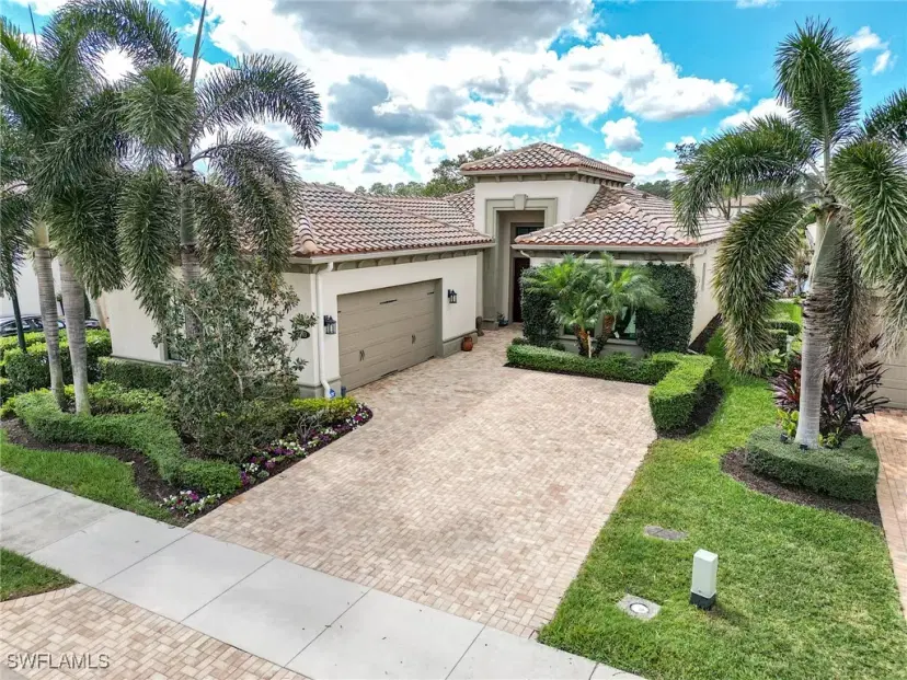 Picture of 9293 Woodhurst Dr, Naples FL 34120