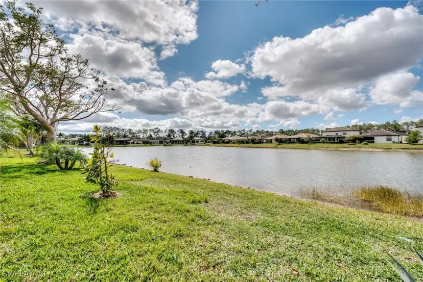 Picture of 9293 Woodhurst Dr, Naples FL 34120