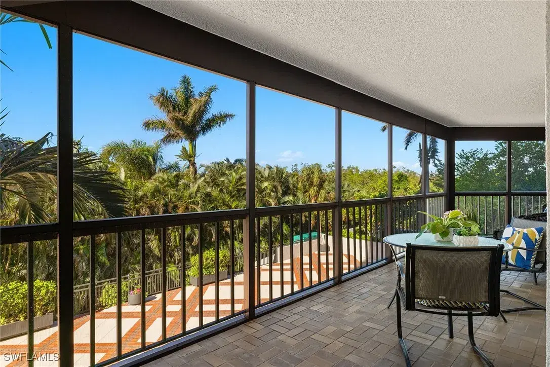 Picture of 6075 Pelican Bay Blvd 202, Naples, FL 34108